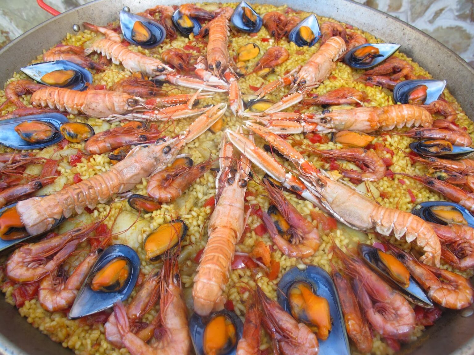 cu-l-es-el-plato-m-s-famoso-de-espa-a-universo-madrid